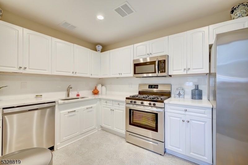 103 Crown Ct - Photo 34