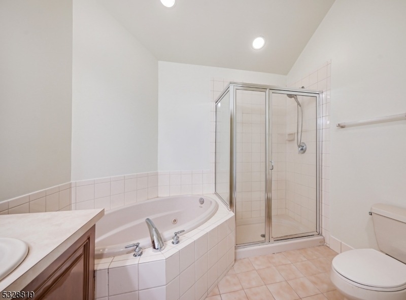 103 Crown Ct - Photo 17