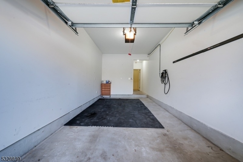103 Crown Ct - Photo 26