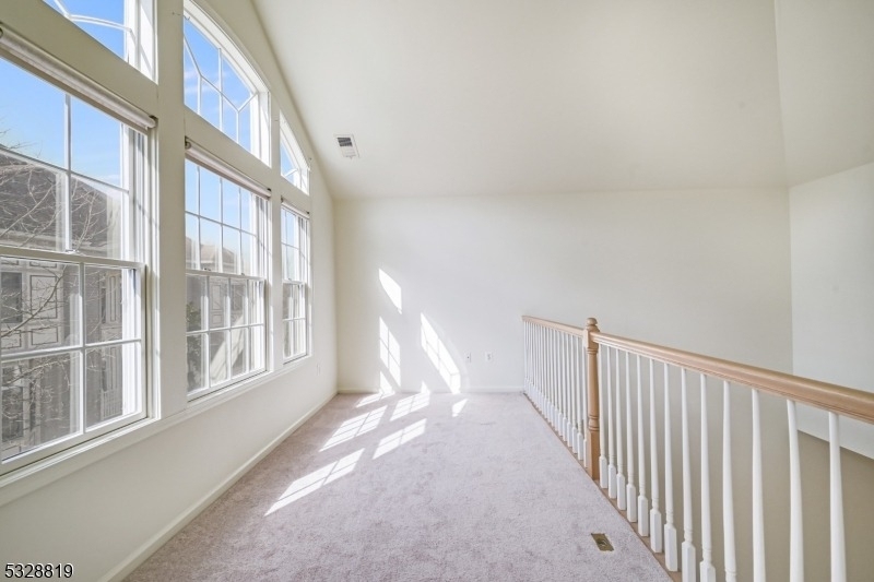 103 Crown Ct - Photo 14