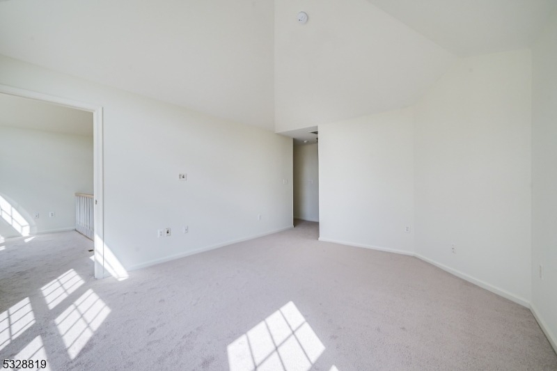 103 Crown Ct - Photo 13
