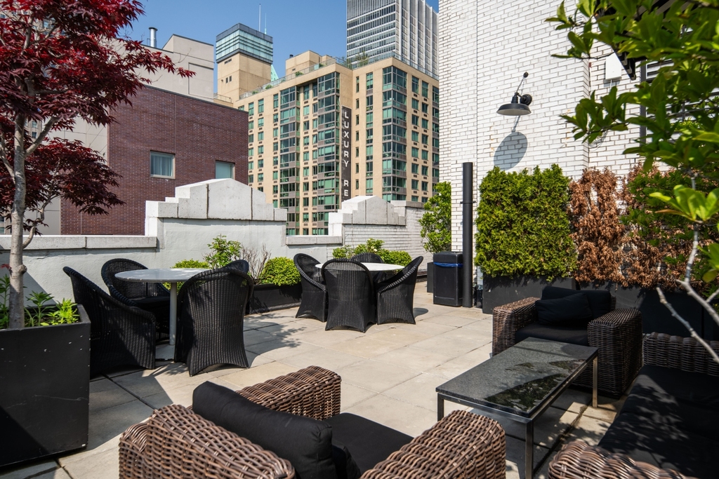 116 John Street - Photo 4