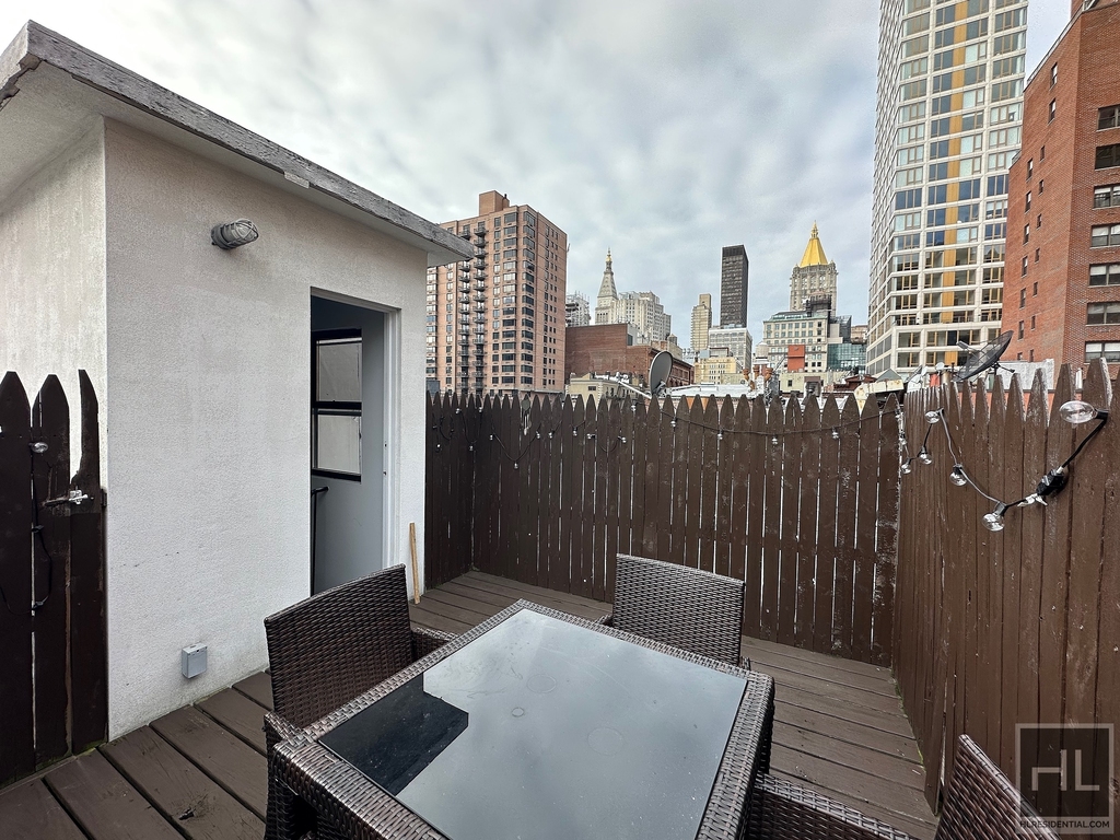 E 26th St. - Photo 5