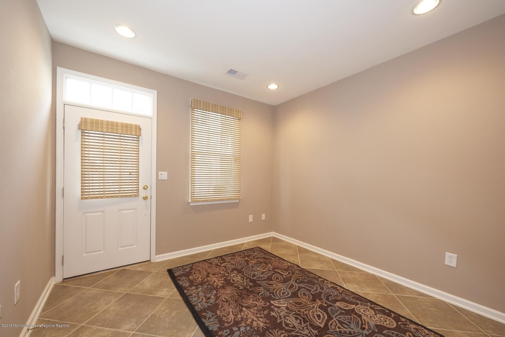 5 Grant Street - Photo 16