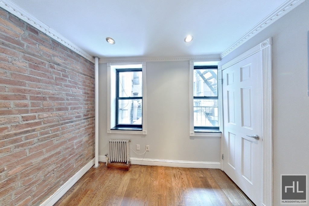 Mulberry Street - Photo 4