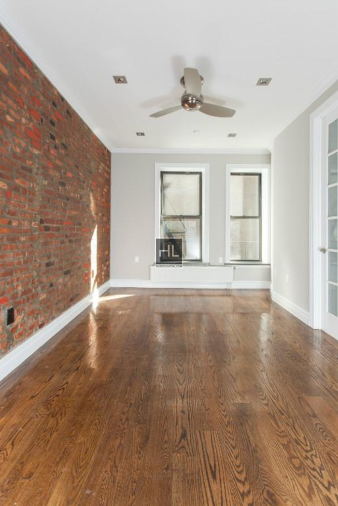 E 13th St. - Photo 3
