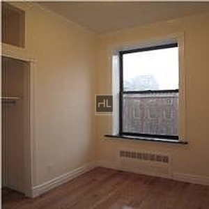 West 14th Street - Photo 5