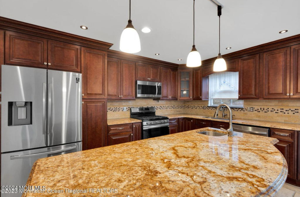 1008 4th Avenue - Photo 5