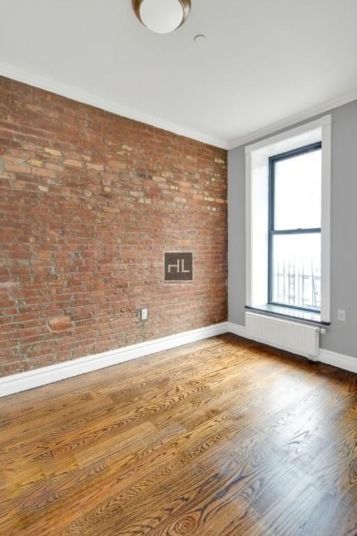 E 13th St. - Photo 9