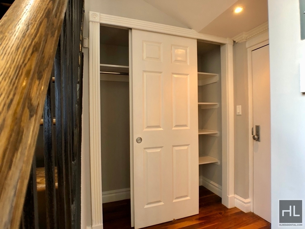 West 14th Street - Photo 12