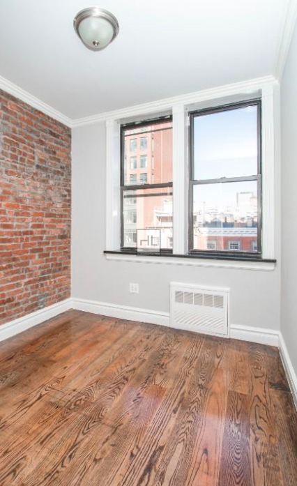 West 14th Street - Photo 6
