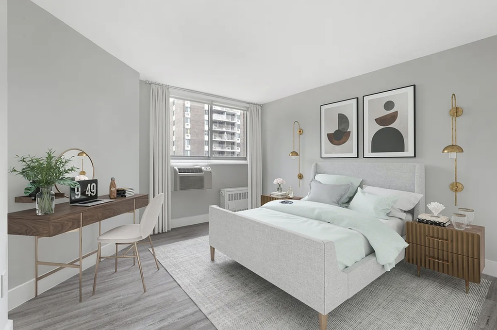 2nd Avenue - Photo 5