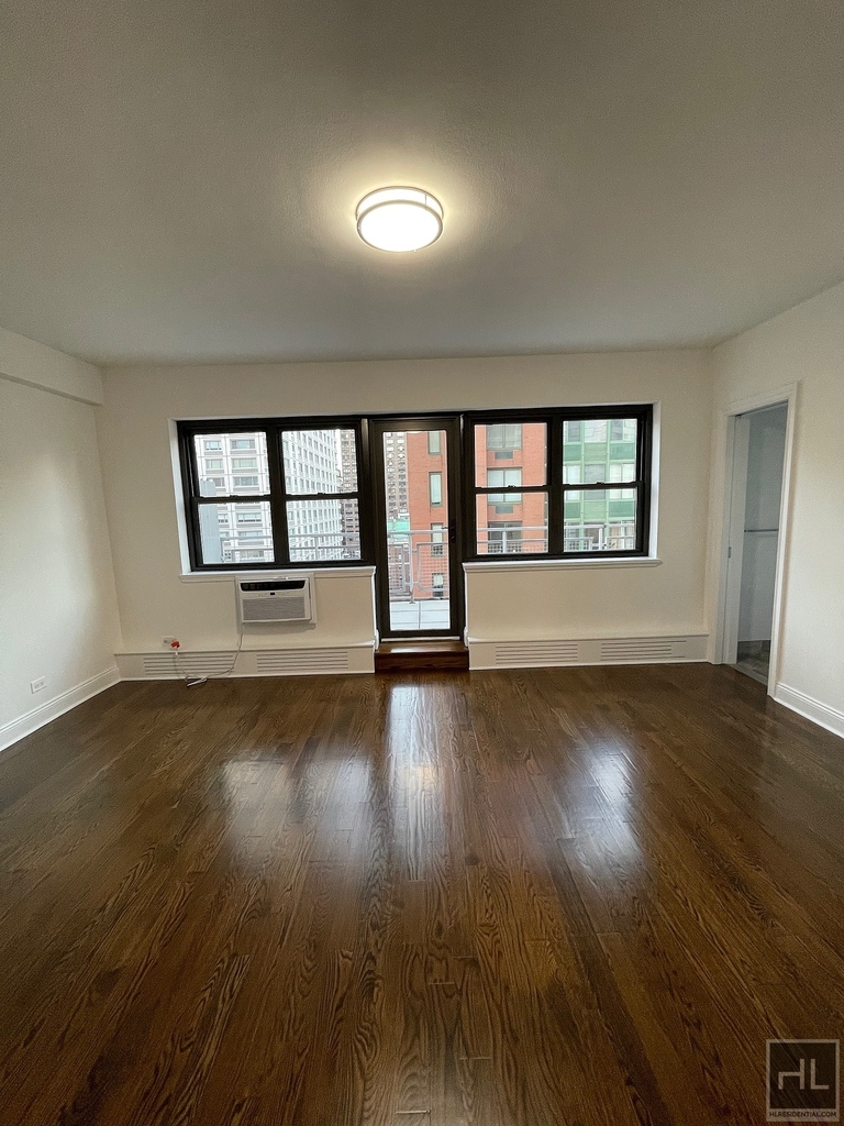 East 69 Street - Photo 0