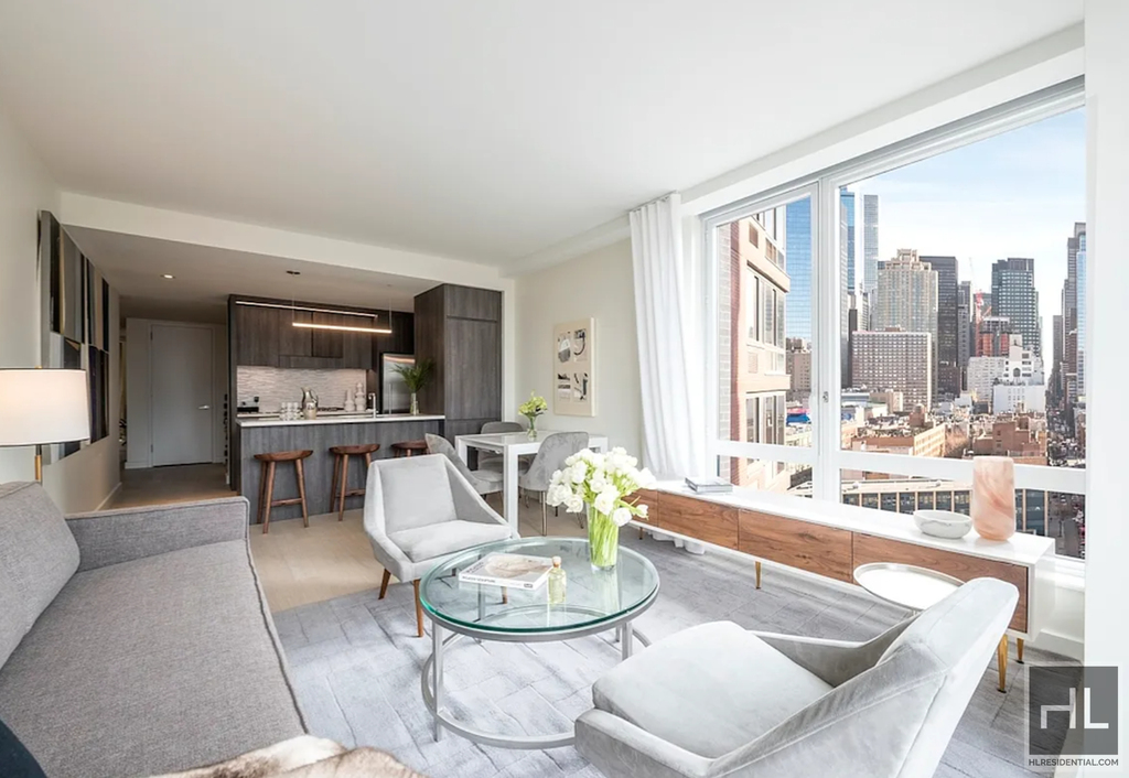 West 52nd Street - Photo 10