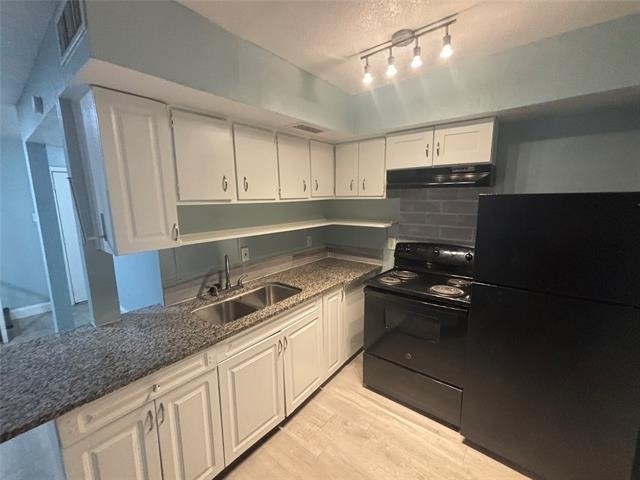 301 Rolston Road - Photo 0