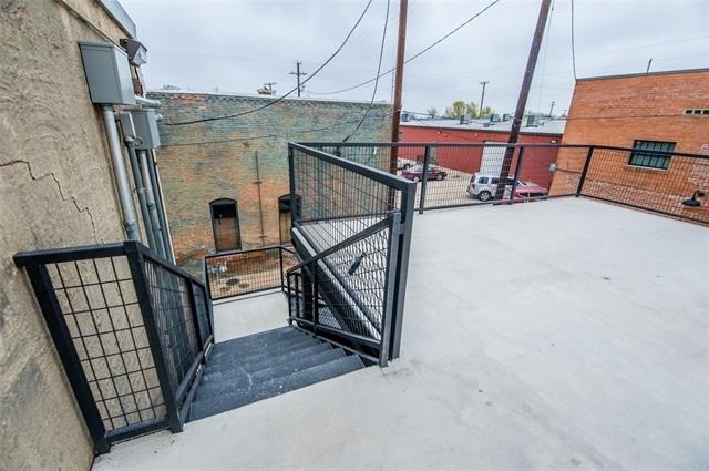 110 W Knox Street - Photo 19