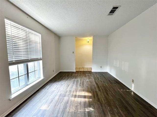 1209 Irwin Drive - Photo 3