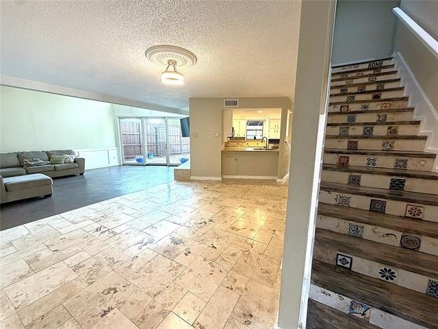 1725 Ashland Avenue - Photo 4