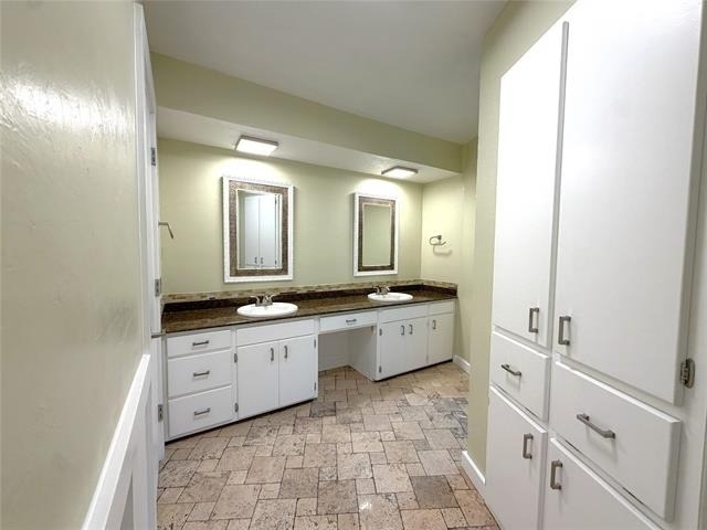 1725 Ashland Avenue - Photo 24