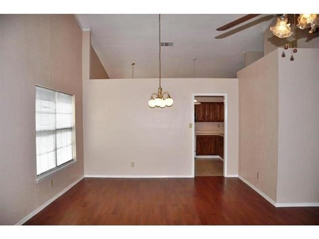 4429 Seville Lane - Photo 3