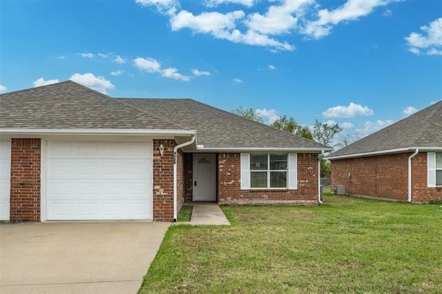 406 B Andrew Drive - Photo 0