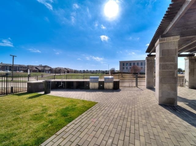 2700 Old Denton Road - Photo 30