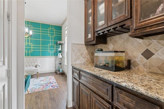8212 Oakwood - Photo 6