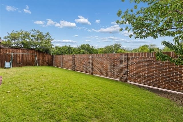 8212 Oakwood - Photo 33