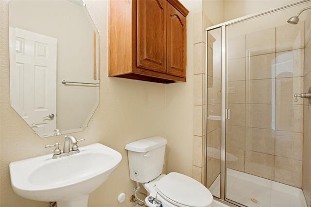 11800 Pondview Lane - Photo 33