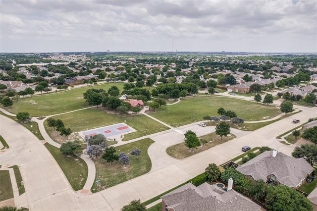 11800 Pondview Lane - Photo 37