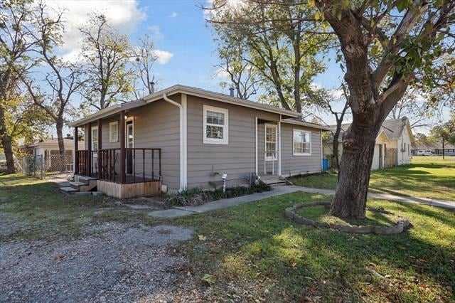 306 N Walnut Street - Photo 1