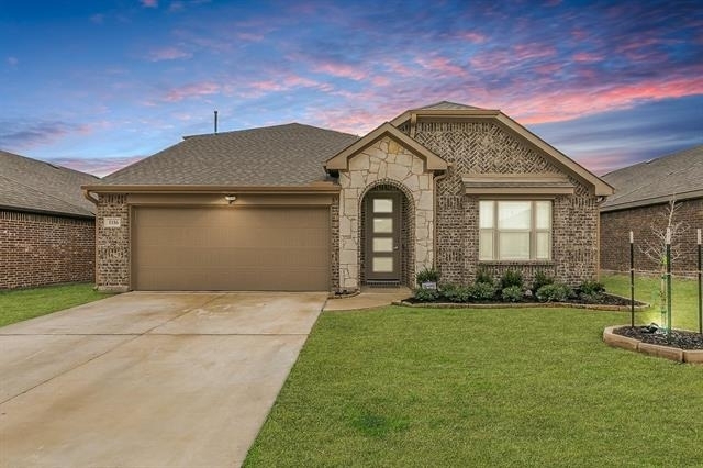 1116 Kingbird Lane - Photo 0