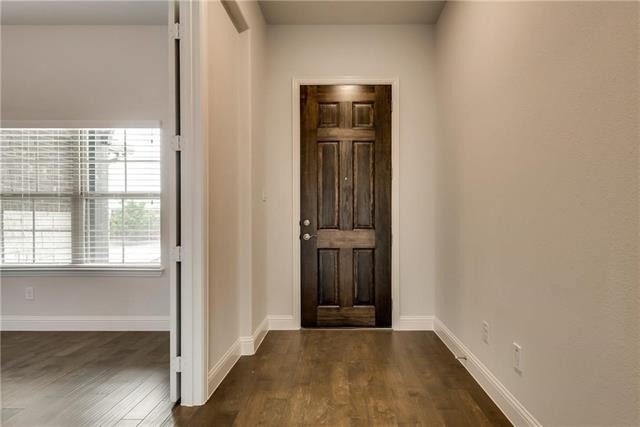 1601 Primrose Place - Photo 3