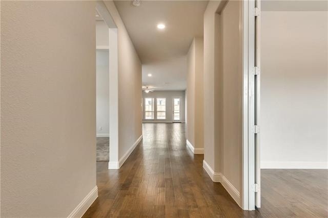 1601 Primrose Place - Photo 4