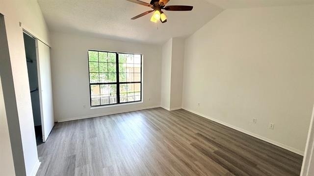 228 Samuel Boulevard - Photo 8