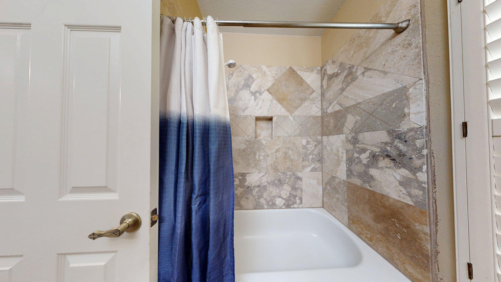 10575 E Mission Lane - Photo 11