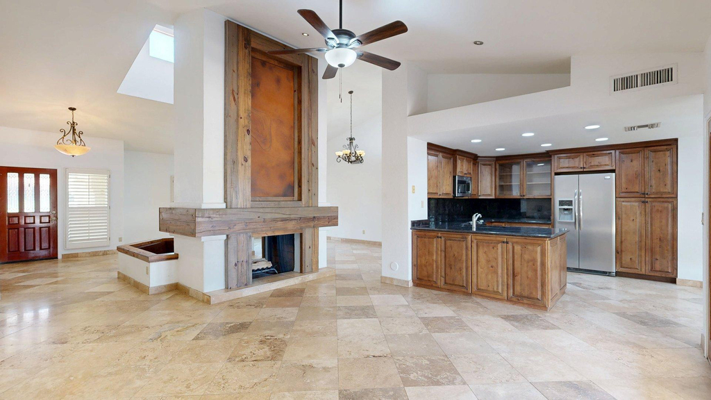 10575 E Mission Lane - Photo 4