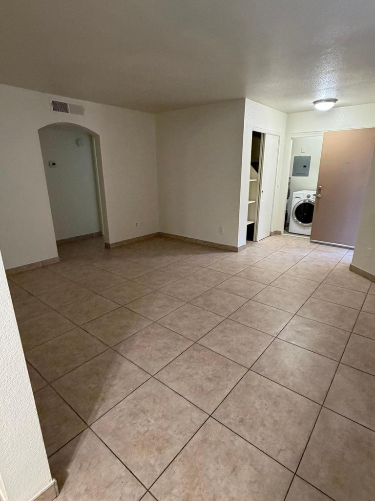 925 S Longmore - Photo 4