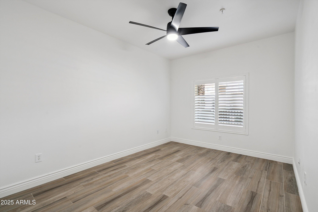 5450 E Deer Valley Drive - Photo 18