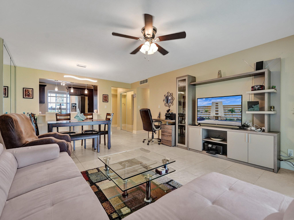 401 Se 3rd Street - Photo 31