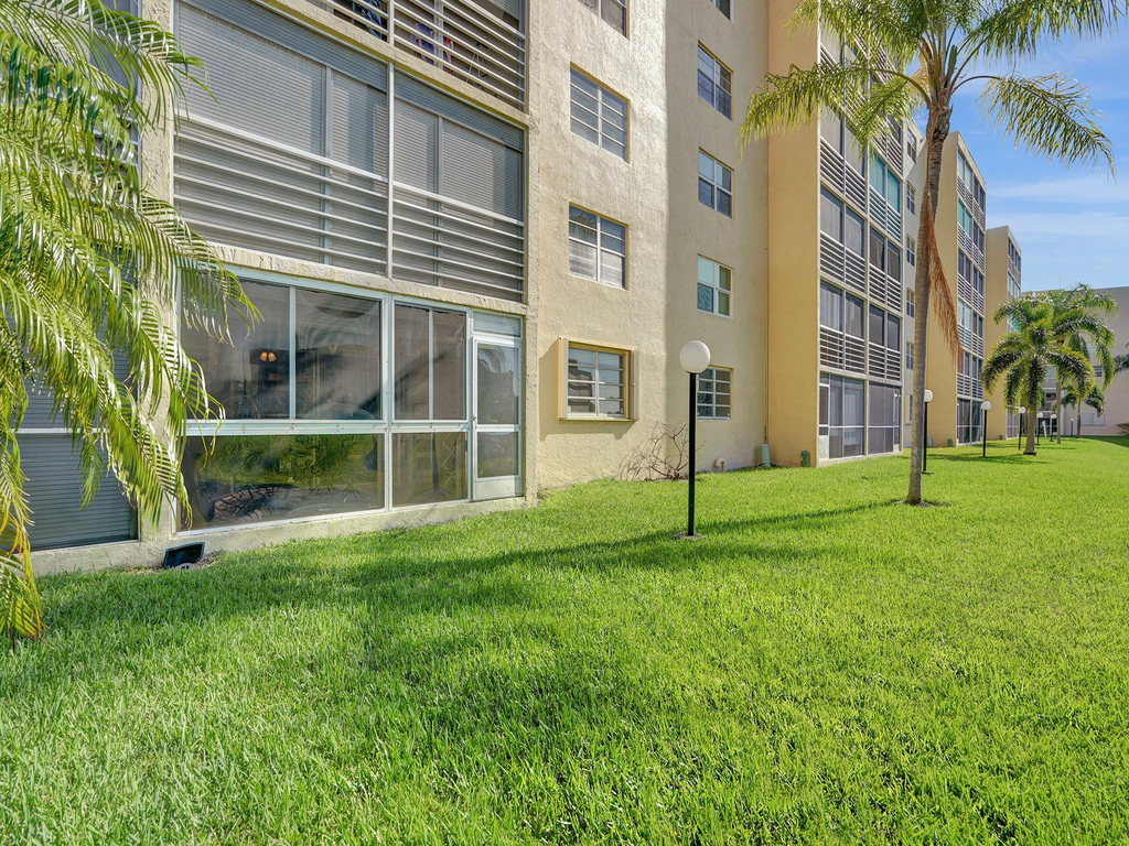 401 Se 3rd Street - Photo 37