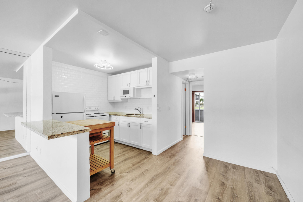127 Westbury G - Photo 7