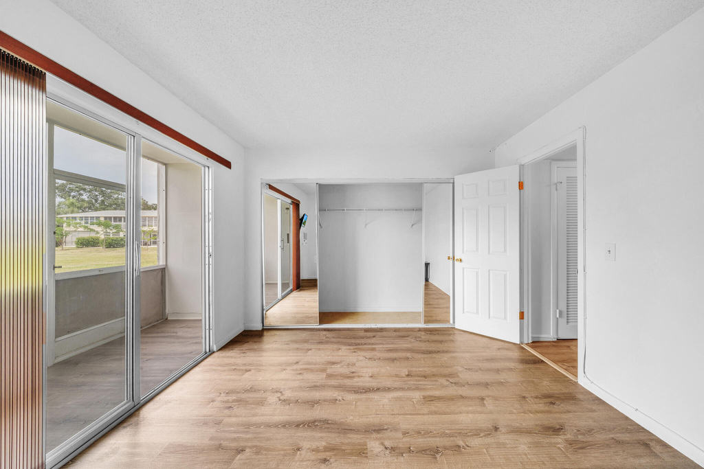127 Westbury G - Photo 21
