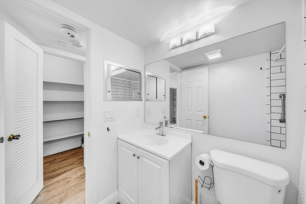 127 Westbury G - Photo 24