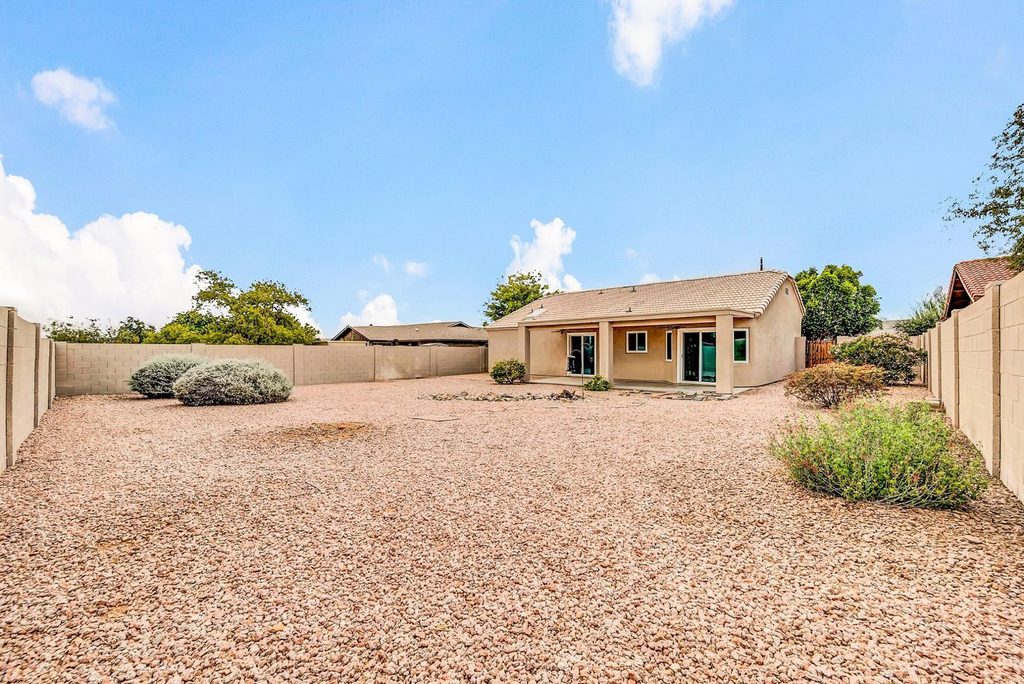 16916 E Alamosa Avenue - Photo 22