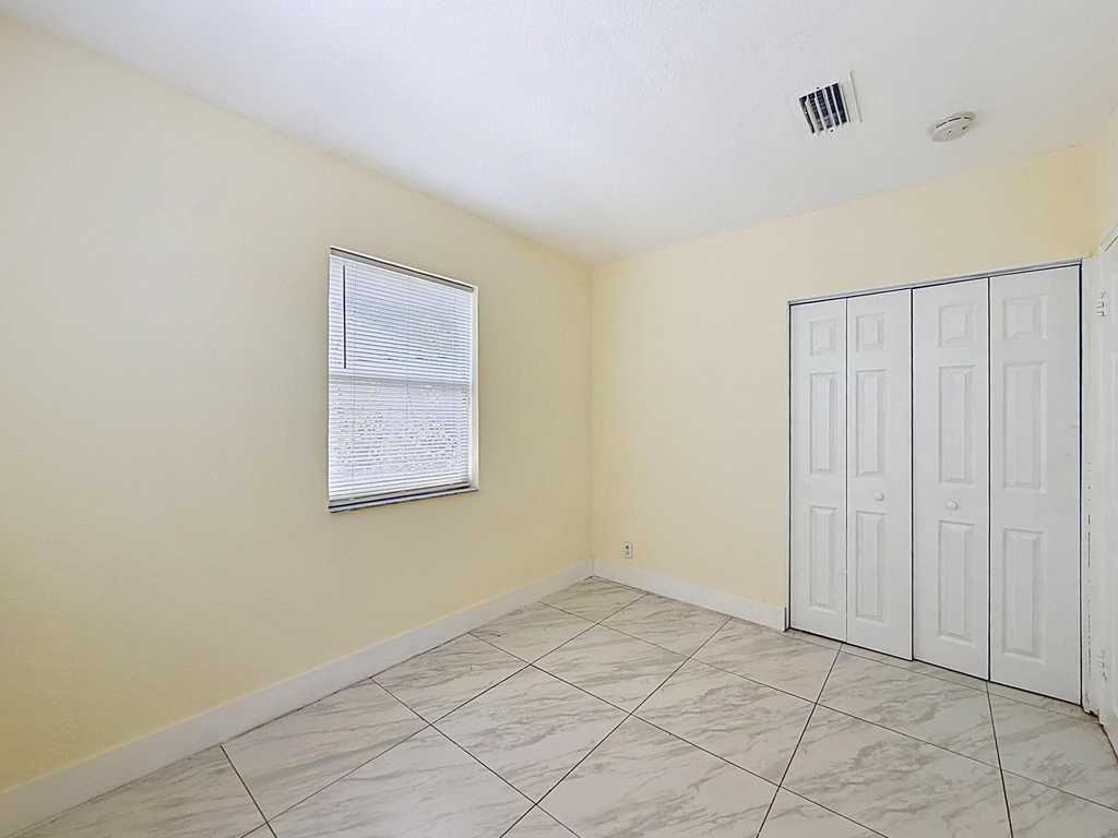 2037 Washington Street - Photo 12