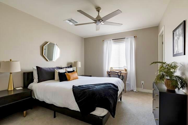 1450 E Hoover Avenue - Photo 49