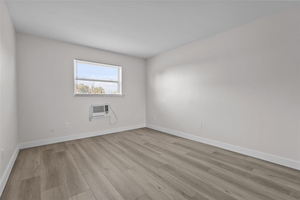 1150 E Sample Road - Photo 9