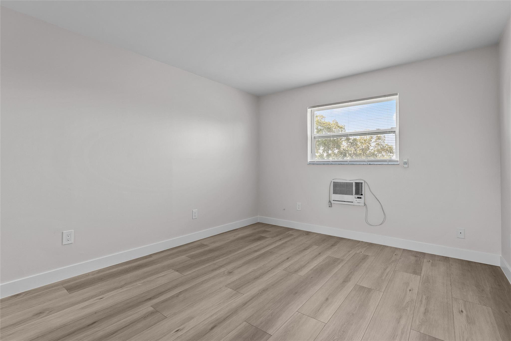 1150 E Sample Road - Photo 12