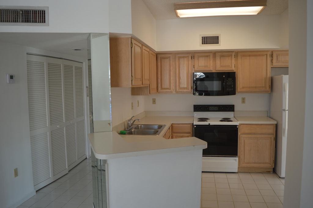 1280 S Alhambra Circle - Photo 5